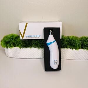 Kelley West Microderm 360 microdermabrasion tool